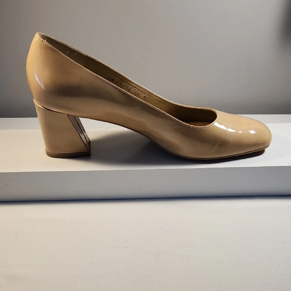 Stuart Weitzman Patent Leather Block Heel Pumps Nude Beige Women’s 10 M‎